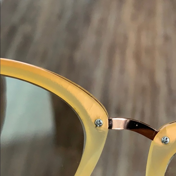 😎 Ann Taylor LOFT Matte Round Sunglasses - Picture 7 of 8